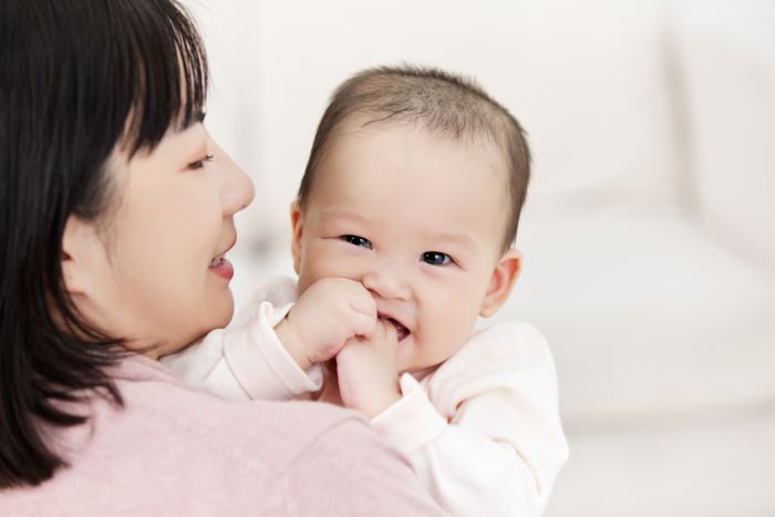 1637562226923184.jpg 攝圖網(wǎng)_501725424_微笑的新生兒開心的嬰兒寶寶(企業(yè)商用).jpg
