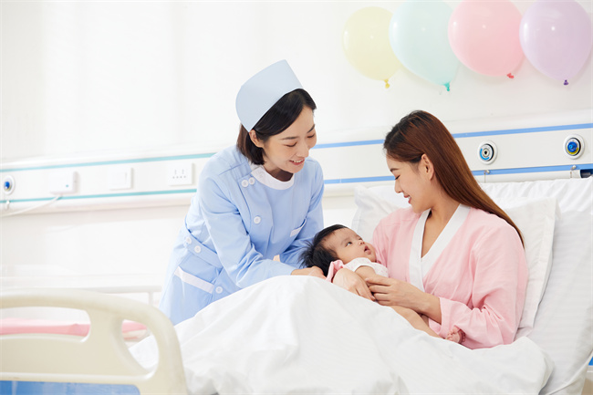 1656147251202191.jpg 攝圖網(wǎng)_501694326_高檔月子中心護工照顧嬰兒和寶媽(企業(yè)商用).jpg